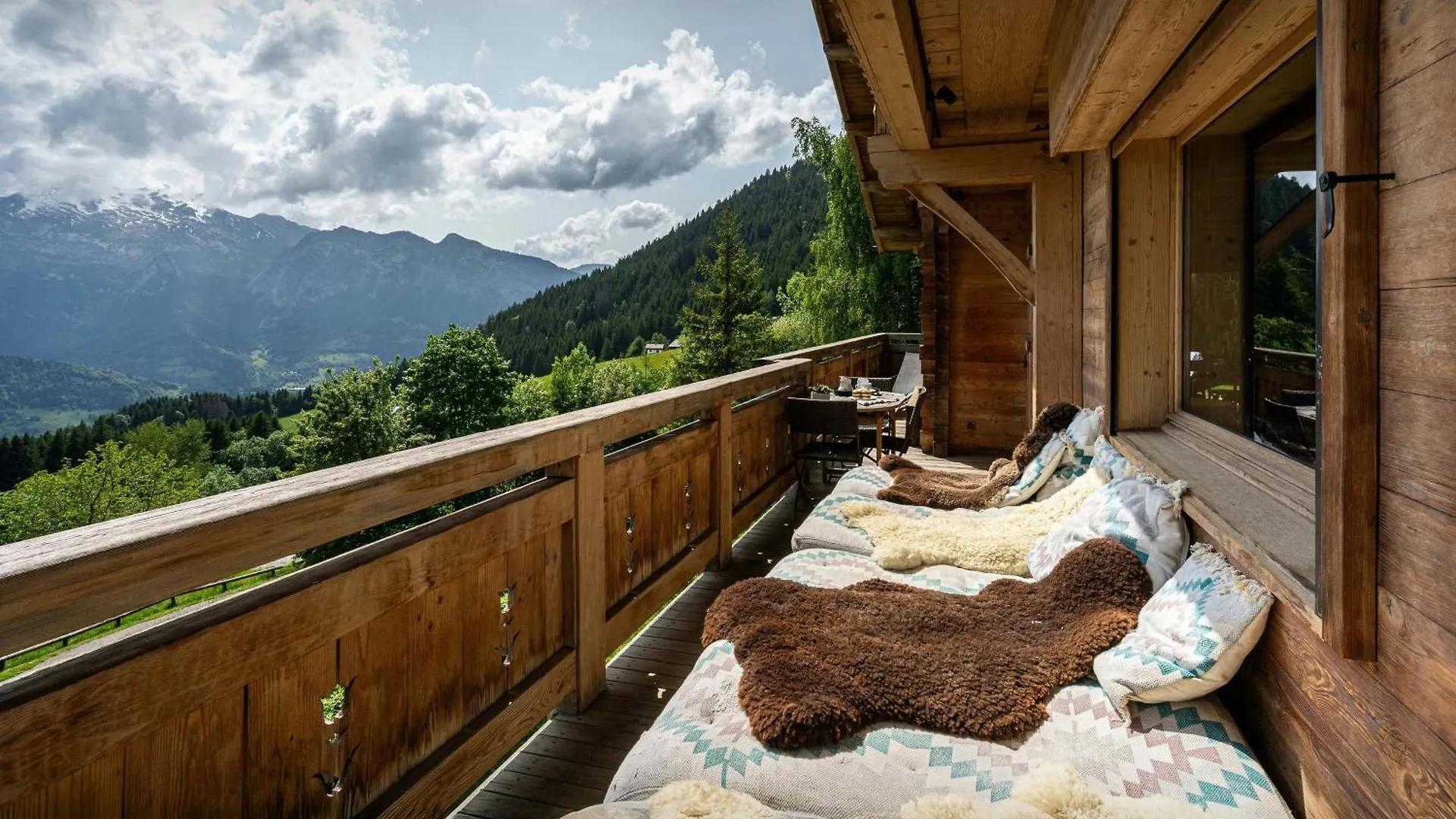 Villa La Grange A L'Ours - Ovo Network Manigod 0*,  Francia